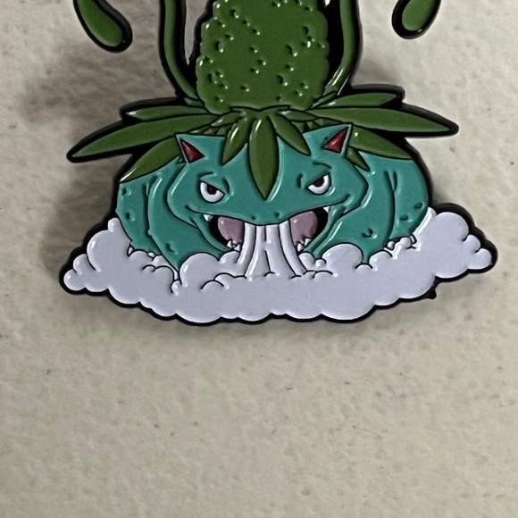 Venusaur 420 Pokemon Enamel Pin Pins Brooch Pins Hats Hatpin - Picture 2 of 7
